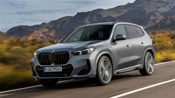 BMW İX1 